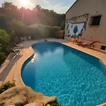 1 Piece 16 M2 Climatise 2 Personnes Piscine Partagee * Porto-Vecchio (Corsica)