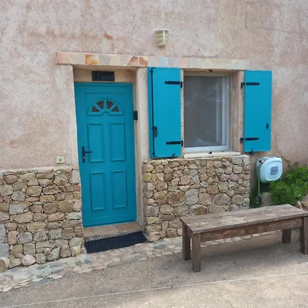 Apartment 1 Piece 16 M2 Climatise 2 Personnes Piscine Partagee Porto-Vecchio (Corsica)