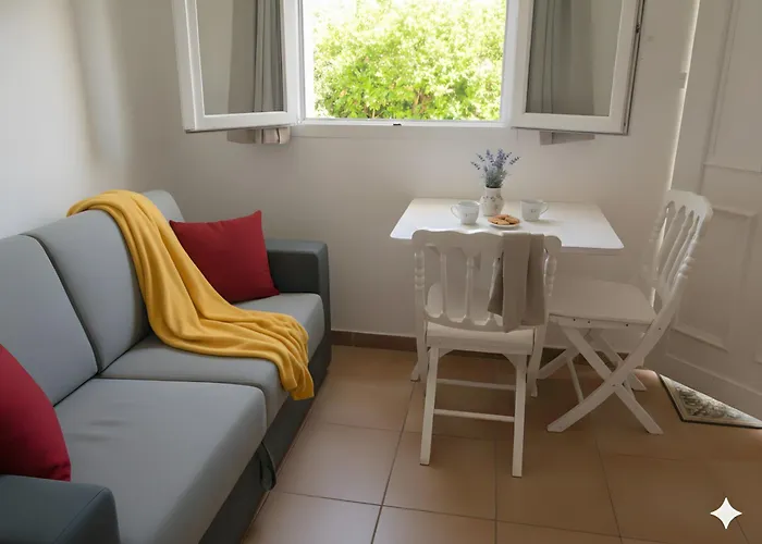 1 Piece 16 M2 Climatise 2 Personnes Piscine Partagee Apartment Porto-Vecchio (Corsica)